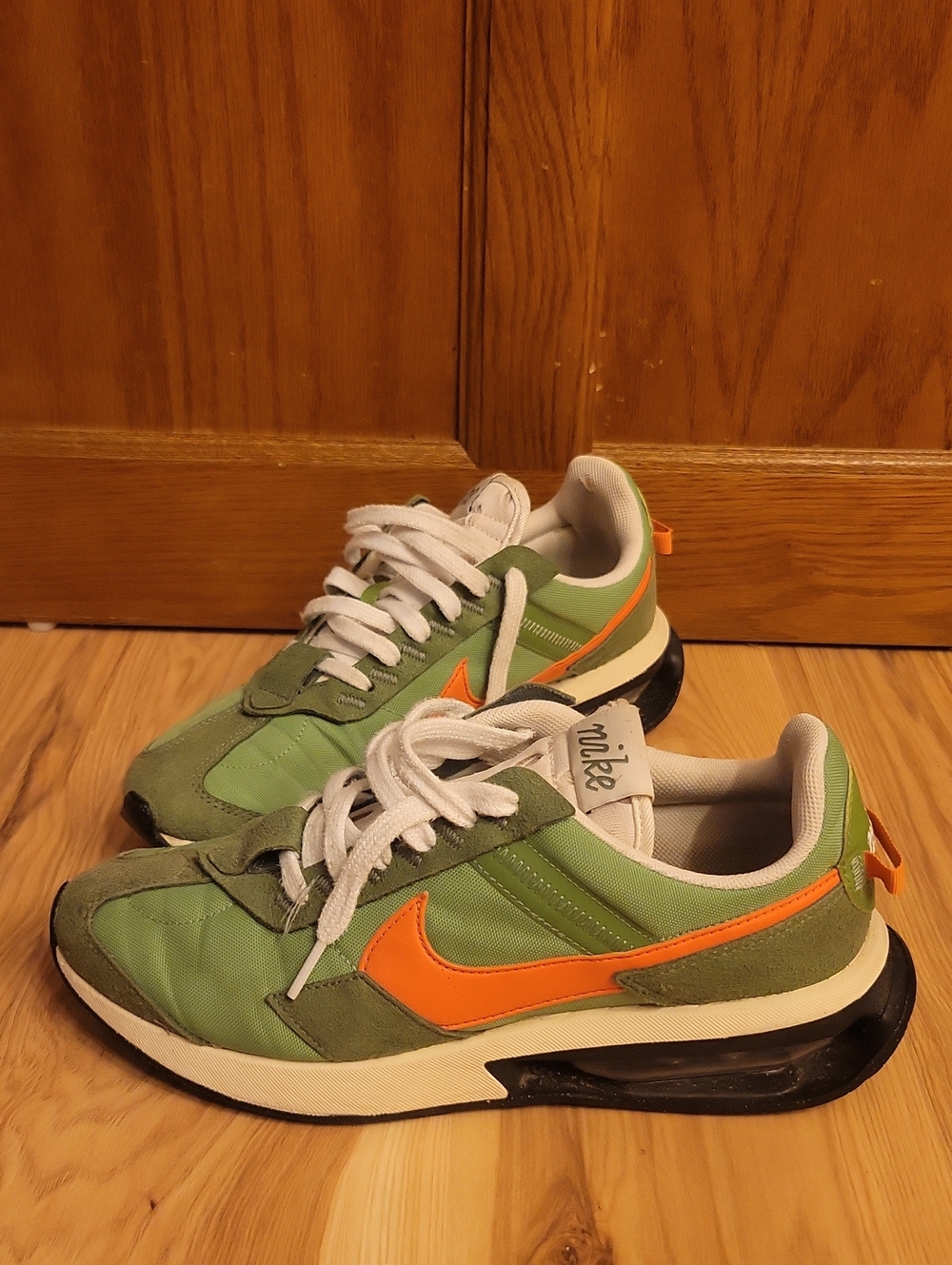 Air Max Pre Day
"Chlorophyll"
